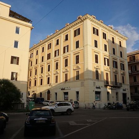 Residence Stendhal Guest House Civitavecchia Bagian luar foto