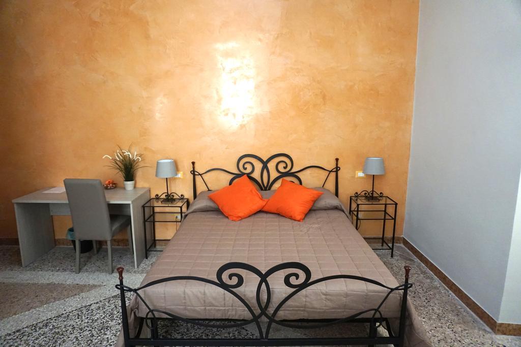 Residence Stendhal Guest House Civitavecchia Bagian luar foto