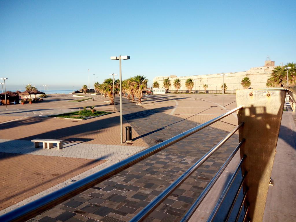Residence Stendhal Guest House Civitavecchia Bagian luar foto
