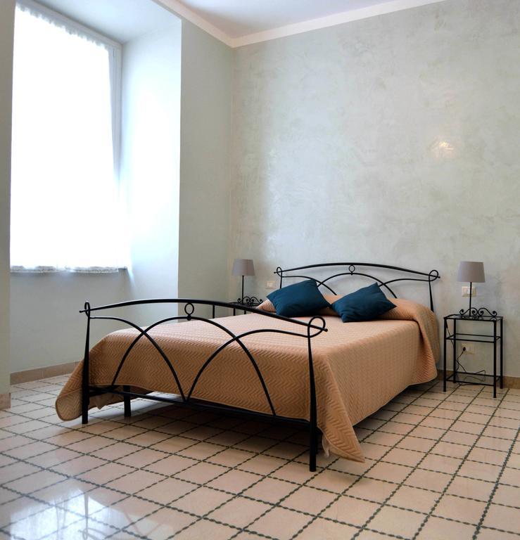 Residence Stendhal Guest House Civitavecchia Bagian luar foto
