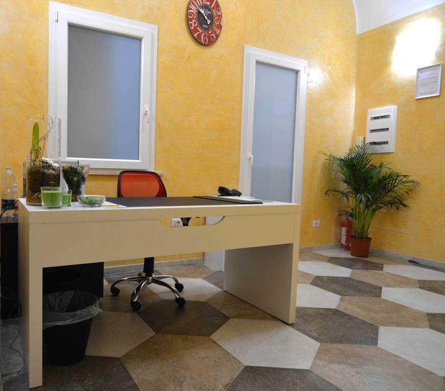 Residence Stendhal Guest House Civitavecchia Bagian luar foto