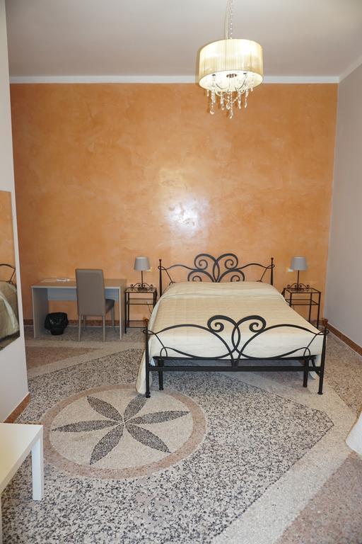 Residence Stendhal Guest House Civitavecchia Bagian luar foto