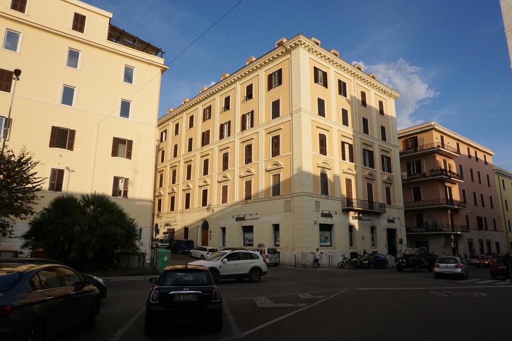 Residence Stendhal Guest House Civitavecchia Bagian luar foto